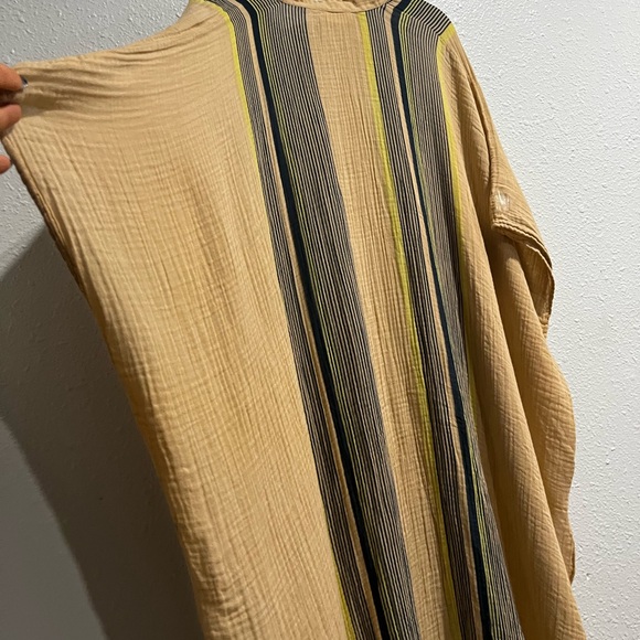 Free People
Vacation Mode Kaftan
COLOR in Natural & Brown
Size all tous - Picture 10 of 13